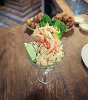 Prawn & Lobster Cocktail
On the menu now
with
@la_chipotlera ruda mayonnaise
@mevalco_ Fried Crystal Prawns
@wrightbrosltd Lobster and 446's