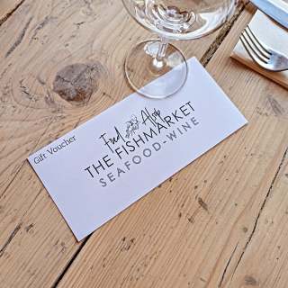 Don't know what to get that special person this Christmas?
How about a couple of hours in the company of Fred or Dan, you can let them come alone, take part yourself , watch or let them tell you about it when they get home.
With the simple purchase of a gift voucher you can guarantee Fred has the money to blow on a lavish lifestyle he can Ill afford whilst the restaurant is closed in January.
Available to purchase directly from the restaurant or online via the Gift Voucher page.
Mwah F x